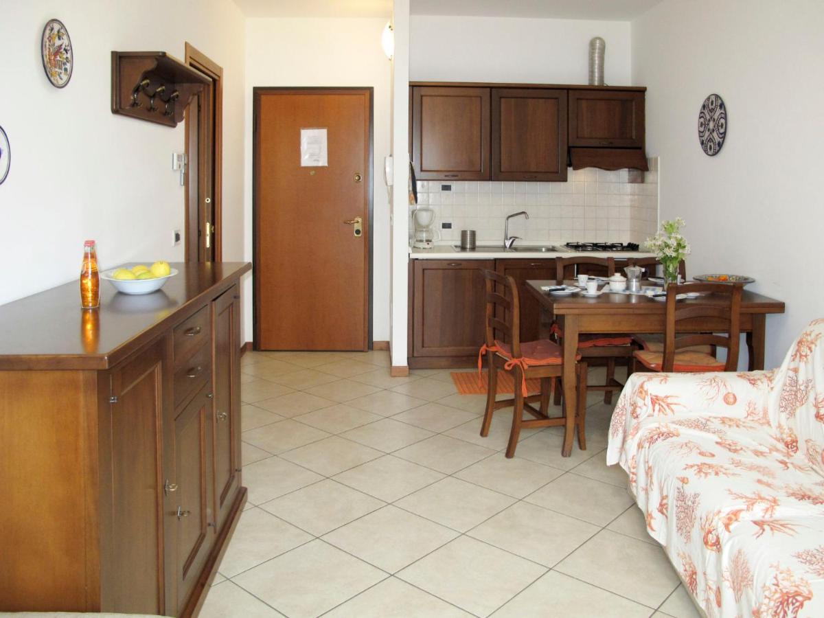 Apartment Cala Azzurra - Imp312 By Interhome Imperia Ngoại thất bức ảnh